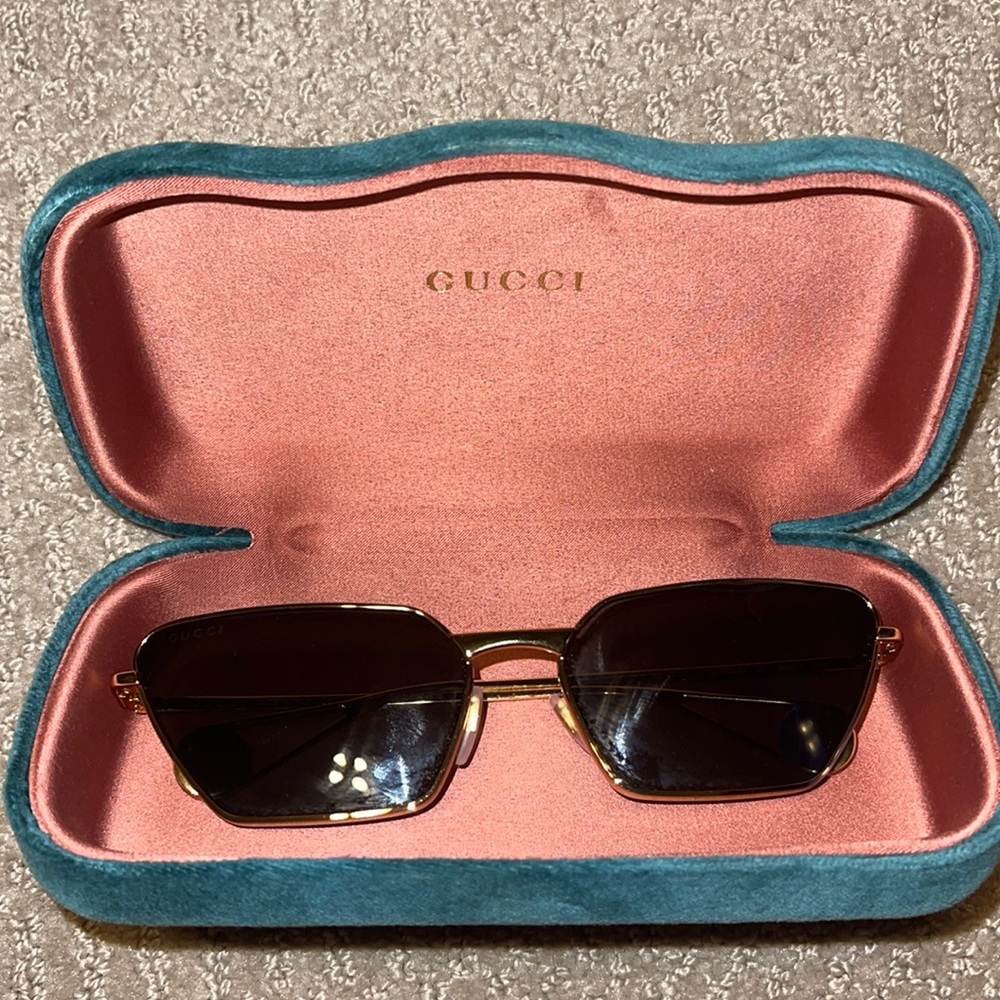 Gucci sunglasses